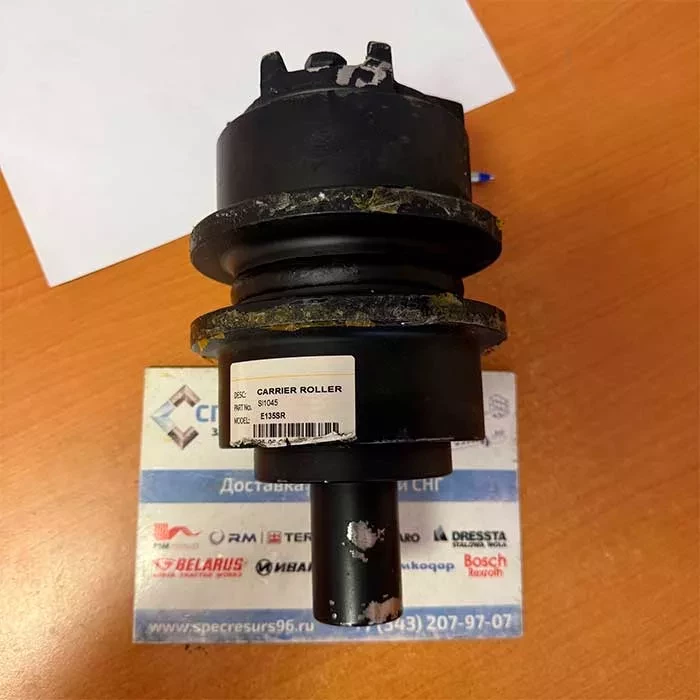 Каток поддерживающий YY64D01002F1 New Holland E135SR Каток поддерживающий YY64D01002F1 New Holland E135SR